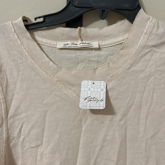 Free People - Picture 4 of 4